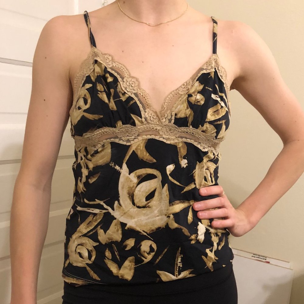 Floral/Lace Detail Tank Top